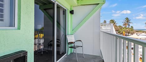 Room, 2 Double Beds, Balcony, Ocean View (Oceanfront Inn Room #18) | Property grounds