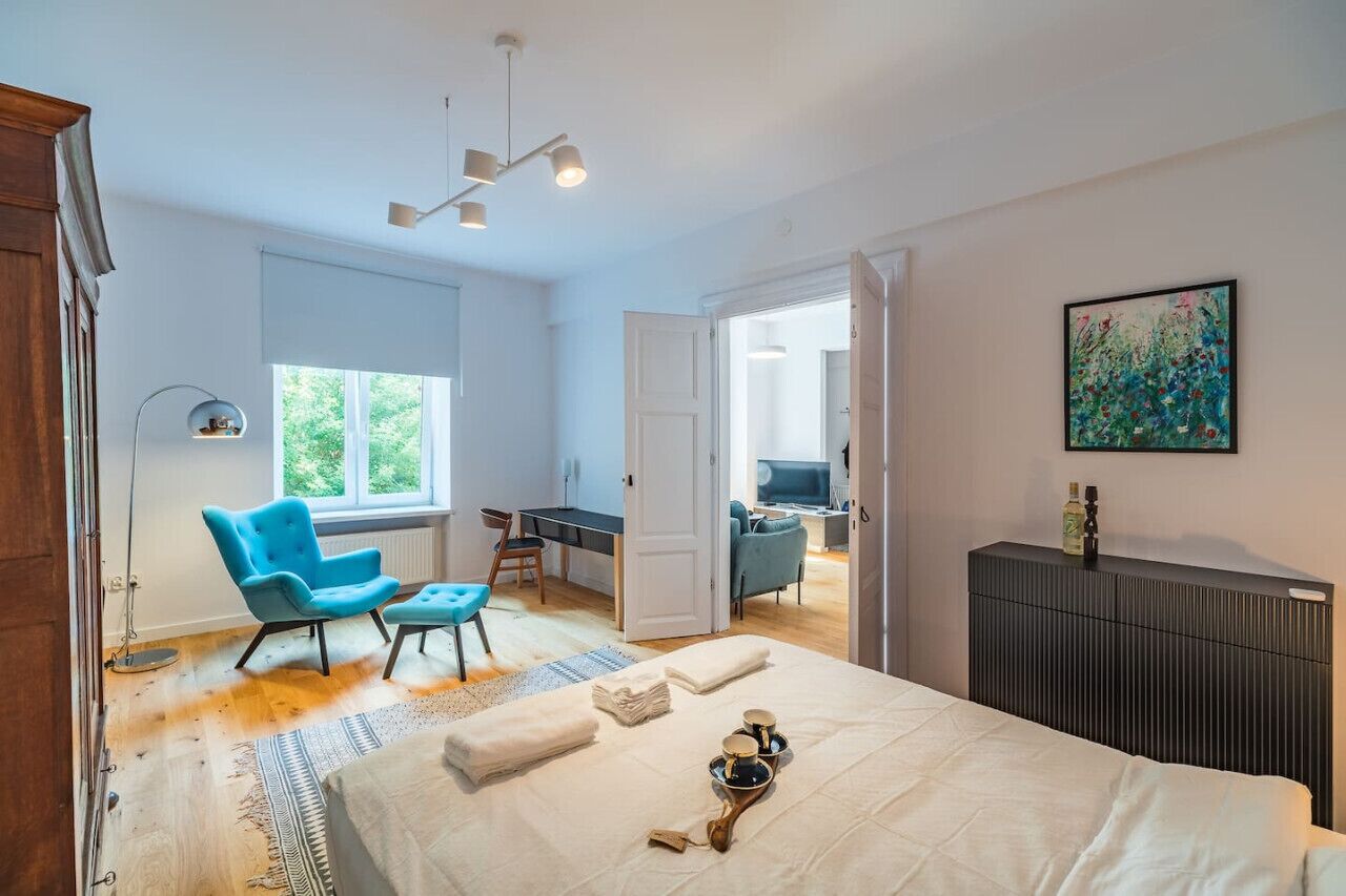 1 habitación, escritorio, tabla de planchar con plancha y wifi gratis 