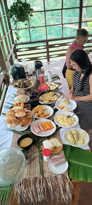 Free daily buffet breakfast  - Bioma EcoLodge (Iranduba)