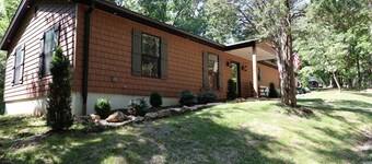 4 Bedroom Cabin Retreat