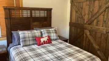 3 soveværelser, weekendseng, Wi-Fi, sengetøj