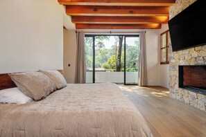 Nhà Premium | 5 phòng ngủ, trang trí khác biệt 