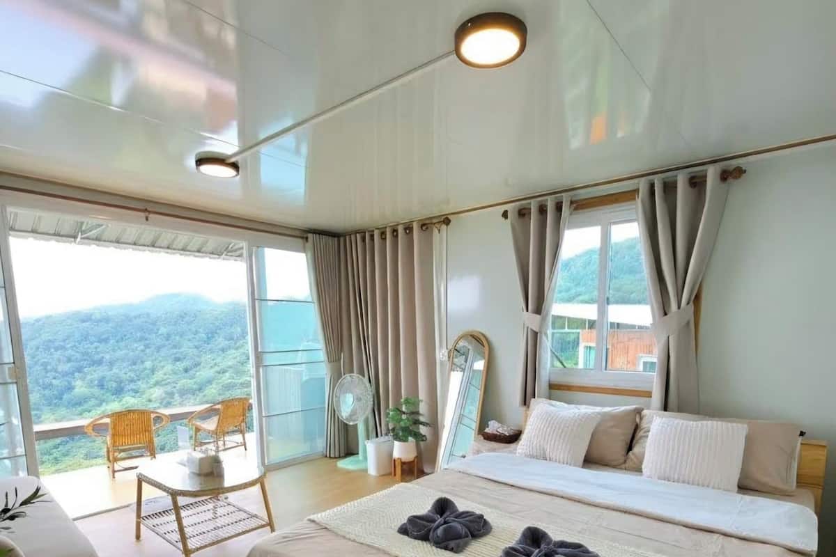 Glass House for 2 People | Roupa de cama