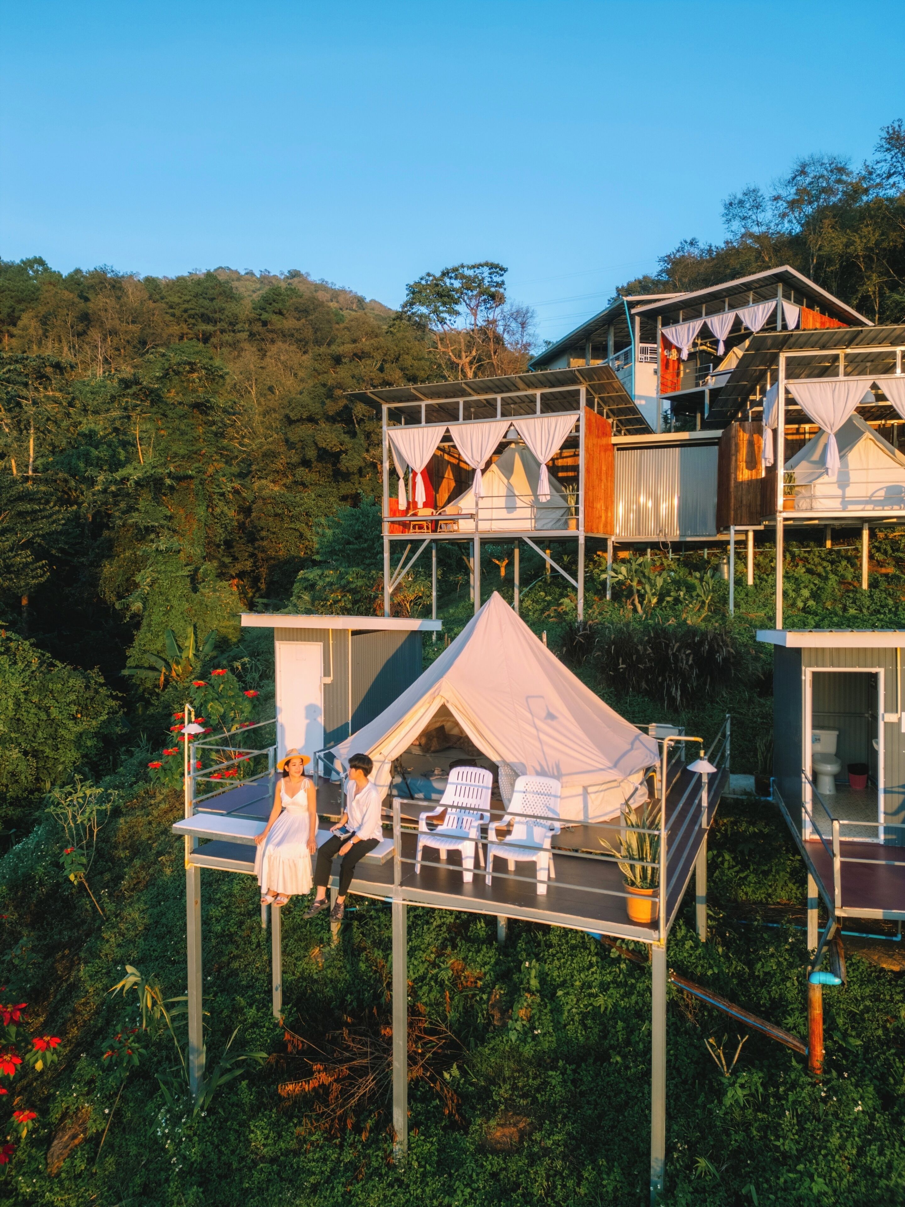 Deluxe Tent | Terrace/patio