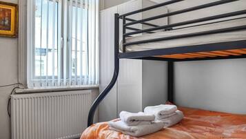 2 habitaciones, wifi gratis y ropa de cama