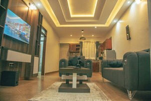 Smart TV 42 pulgadas con canales de televisión digitales, Netflix