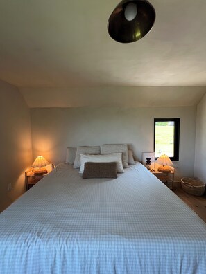 3 多间卧室、办公桌、熨斗/熨衣板、WiFi