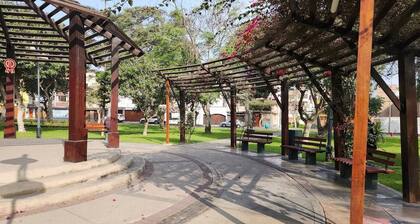 Apartment San Borja: Excelent location - Rambla, Teatro Nacional, Jockey Plaza.