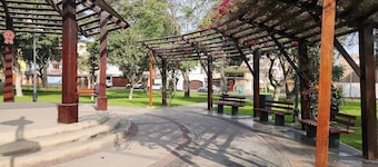 Apartment San Borja: Excelent location - Rambla, Teatro Nacional, Jockey Plaza.