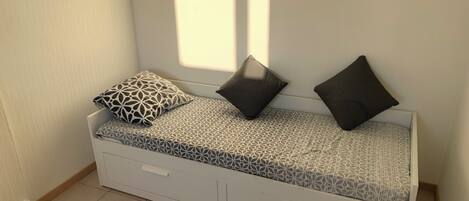 1 soverom, strykejern/-brett, wi-fi og sengetøy