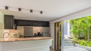 Frigorifero, microonde, forno, lavastoviglie