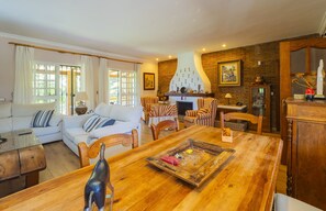 Interior - Cubo's Casa Rural La Aldaba / air conditioning / free wifi / BBQ (Alhaurin de la Torre)