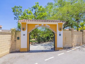 Property grounds - Cubo's Casa Rural La Aldaba / air conditioning / free wifi / BBQ (Alhaurin de la Torre)