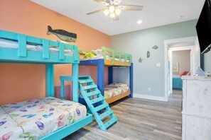 3 bedrooms, WiFi, bed sheets