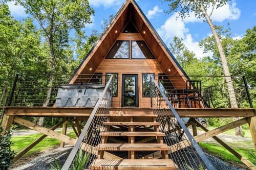 2 New A-Frames by Rip Van Winkle w/ Hot Tub