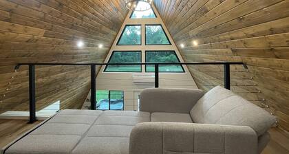Spacious & Modern A-Frame w/ Hot Tub & Fire Pit near Rip Van Winkle Gardens