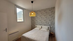 3 chambres, bureau, fer et planche à repasser, Wi-Fi gratuit