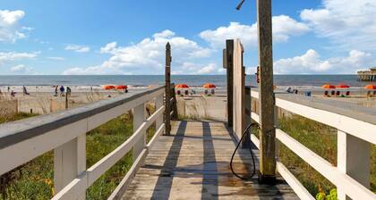 Front Beach Condo! 1 Block to Folly`s Center St.