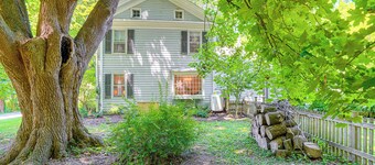 Historic Catskills Farmhouse: Ski, Hike & Relax!