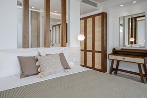 4 chambres, coffres-forts dans les chambres, fer et planche Ă repasser