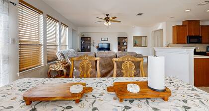 Inviting home with enclosed yard and patio area with gas grill