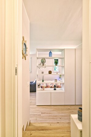 Interior - Appartamento Promontorio by Theater Home - in the heart of Toscolano Maderno (Toscolano-Maderno)