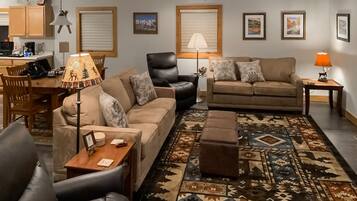 TV, fireplace, DVD player