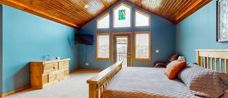 3 habitaciones, acceso a internet y ropa de cama