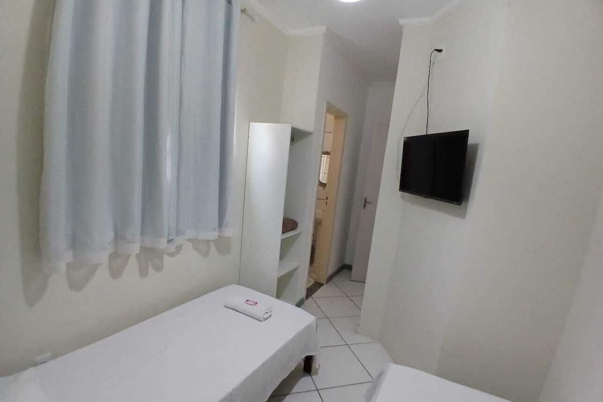 Standard Twin Room | Desk, laptop workspace, WiFi (free), individually decorated