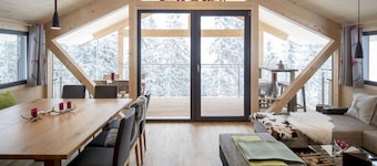 Superior #10 Sauna u.Sprudelwanne innen by Interhome