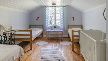 2 Schlafzimmer, Schreibtisch, Internetzugang