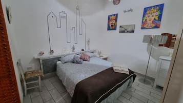 1 camera, Wi-Fi, lenzuola
