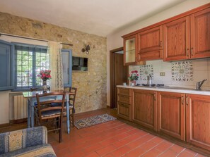 Fridge, microwave, cookware/dishes/utensils