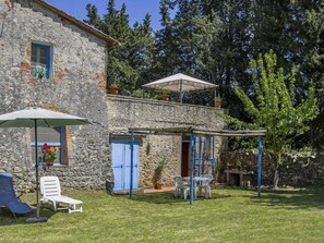 Outdoor dining - Fattoria Petraglia - Cedro by Interhome (Monteriggioni)