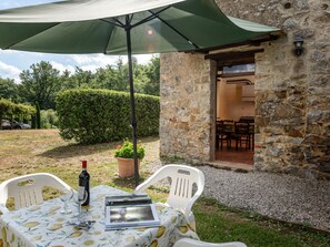 Outdoor dining - Il Forno by Interhome (Travale)