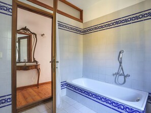 Towels - Belvedere by Interhome (Vecchiano)
