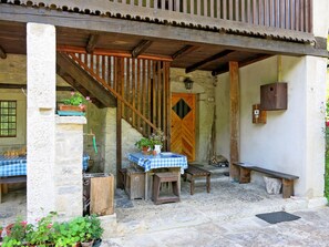 屋外ダイニングエリア