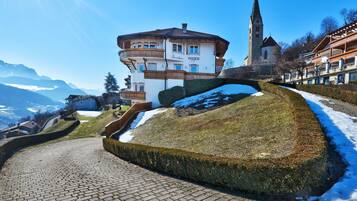 Esterni