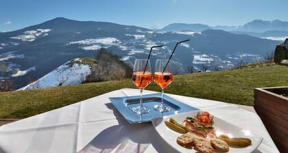 Garden 102 by Interhome