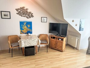 Dining - Glowe (GLW657) by Interhome (Glowe)