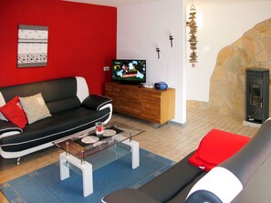 TV, caminetto