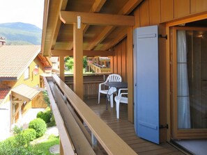 Outdoor dining - Chalet Chiemsee by Interhome (Sachrang)