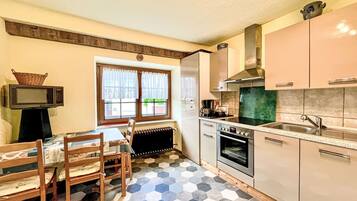 Fridge, microwave, oven, toaster