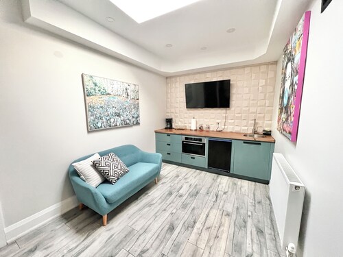 Westlake Hotel - The Bye, Felicia Suite