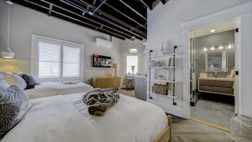 1 bedroom, bed sheets