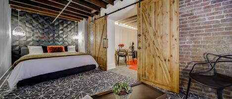 1 dormitorio y ropa de cama