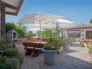 Outdoor dining - Erzeberg by Interhome (Bad Emstal)