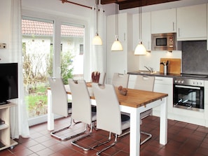 Kjøleskap, mikrobølgeovn, ovn og oppvaskmaskin