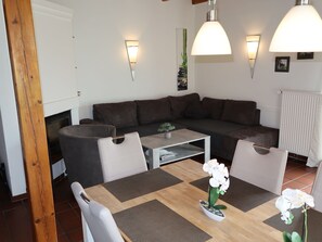 Dining - Mee(h)rzeit (HOK106) by Interhome (Hooksiel)