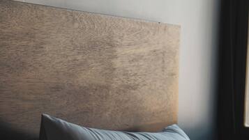 Premium bedding, down comforters, minibar, individually decorated